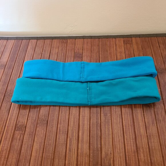 lululemon Headbands x 2 & 3 Large Hair Clips - Five Total - Picture 4 of 6